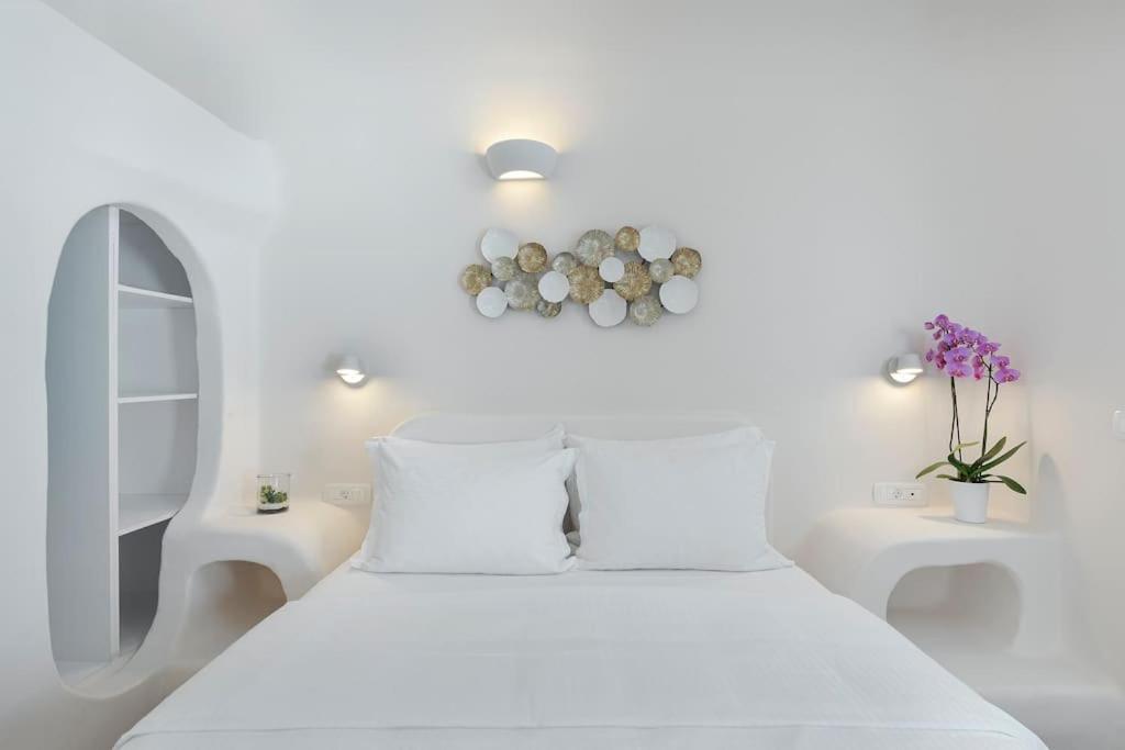 Aleanna Traditional Villa Fira Exterior photo