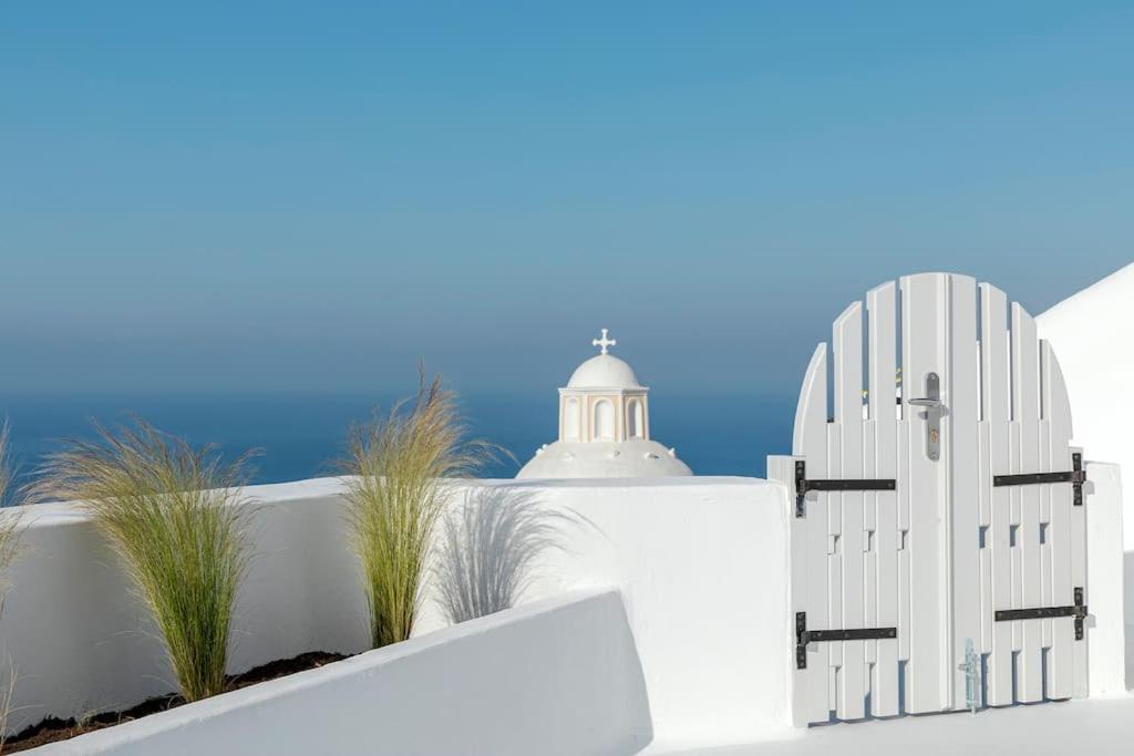 Aleanna Traditional Villa Fira Exterior photo